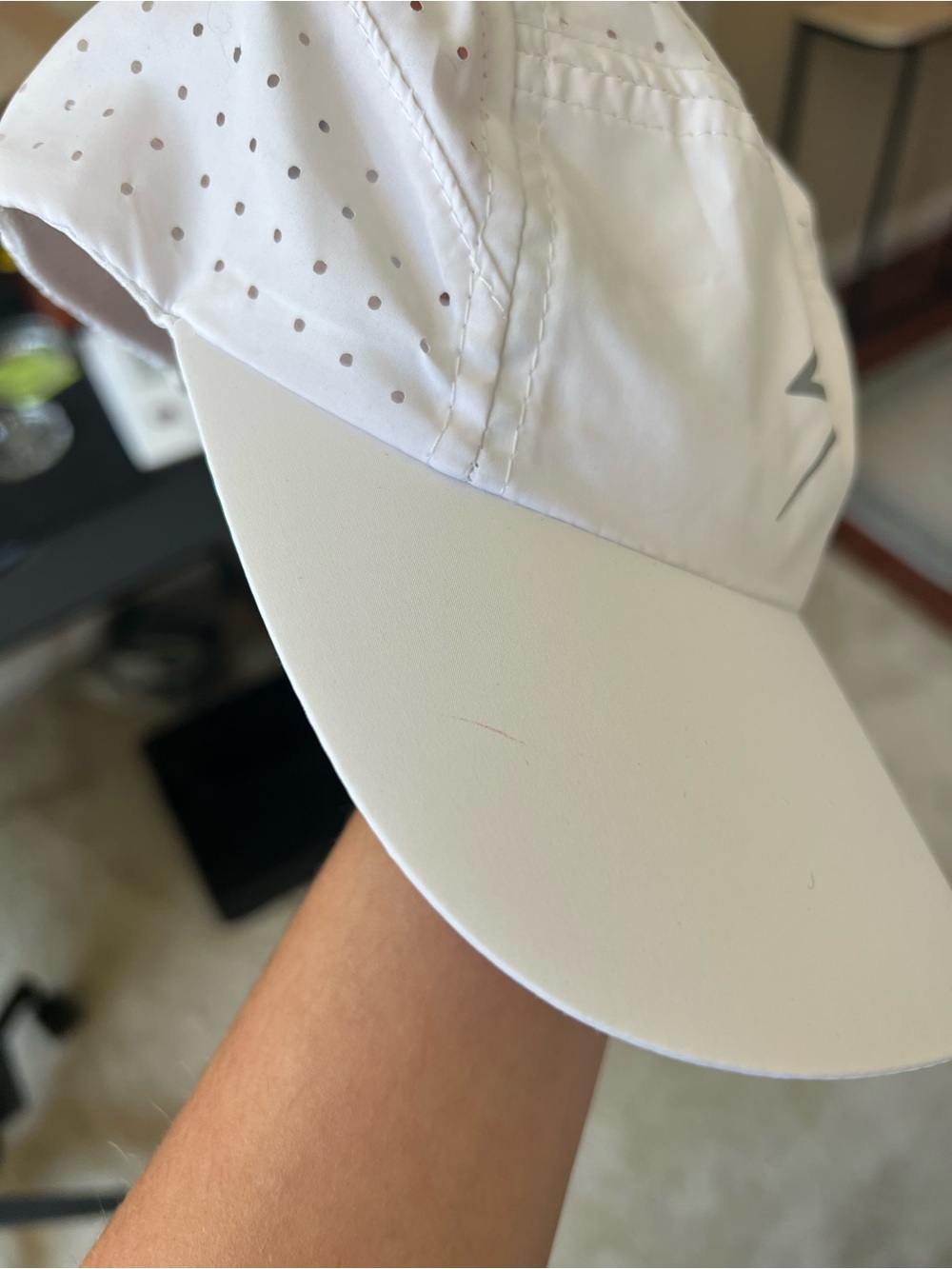 Sprints Hat - Picture 2 of 4